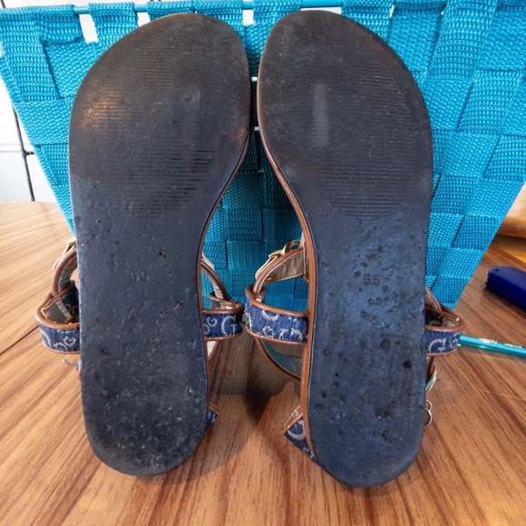 Guess Navy and Brown Sandals Size 5.5 - Picture 7 of 7